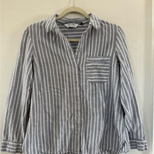 Dorothy Perkins Gray and White Striped Shirt